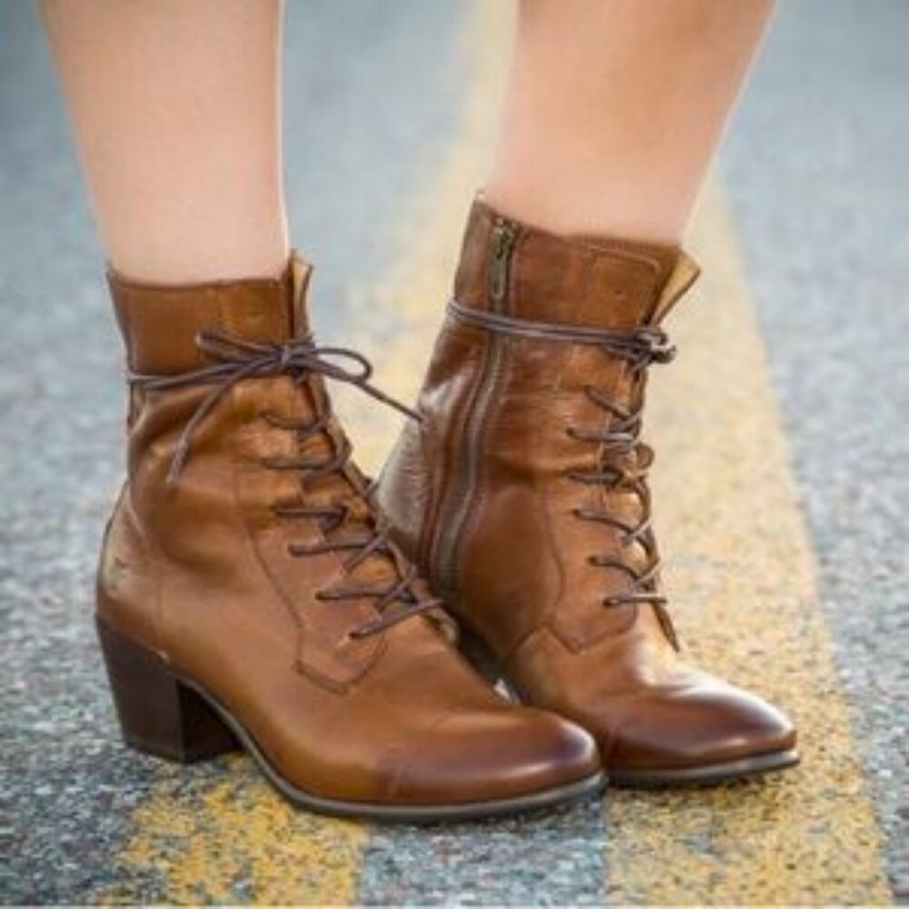 Frye Courtney Lace-Up Bootie